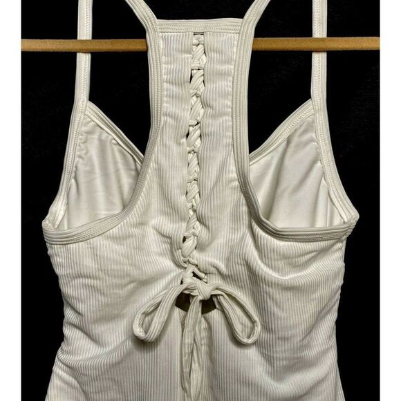 Chloe Rose White Carnation Mini Rib Cut-Out Front Laced Back Swimsuit Sz L  NEW - Picture 5 of 6